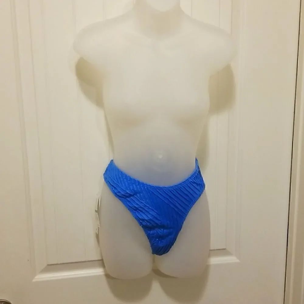 Bikini bottoms size Large by Bikini 👙 Lab sz L